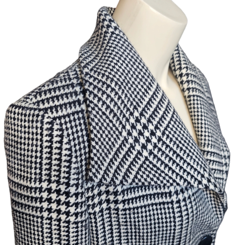 Anne Klein Houndstooth 100% Wool Coat. Medium - Picture 2 of 5